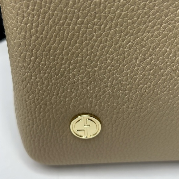 Giorgio Armani Zip Around Structured Pebbled Vegan Leather Clutch Bag - Picture 2 of 9